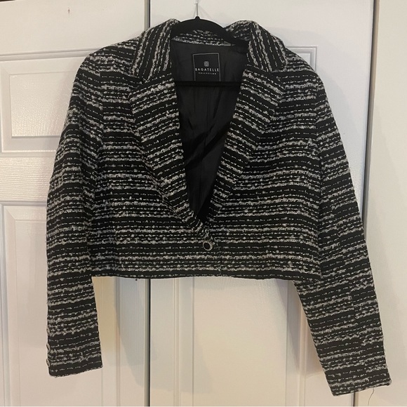 NWOT Bagatelle Old Money Bouclé Crop Blazer - Picture 2 of 7